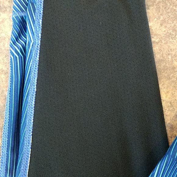 Nike Pro Dry Fit Full Length Legging with Mesh XS - Picture 4 of 5